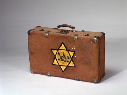 Travel with the jew (summer collection)